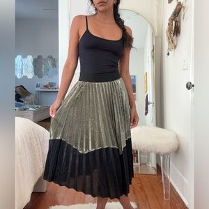 Vintage Pleaded Skirt